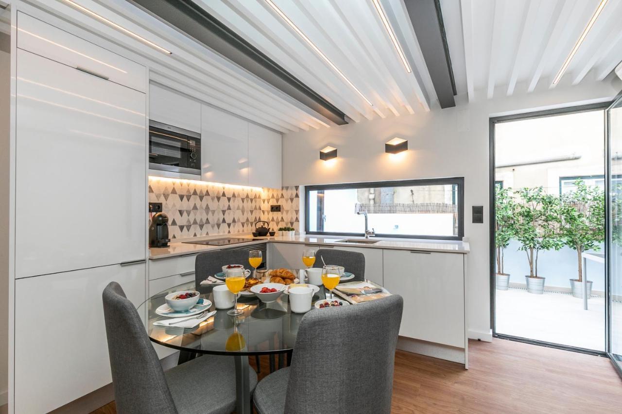 Cardal Luxury By Spoton Apartments Lisbon Bagian luar foto