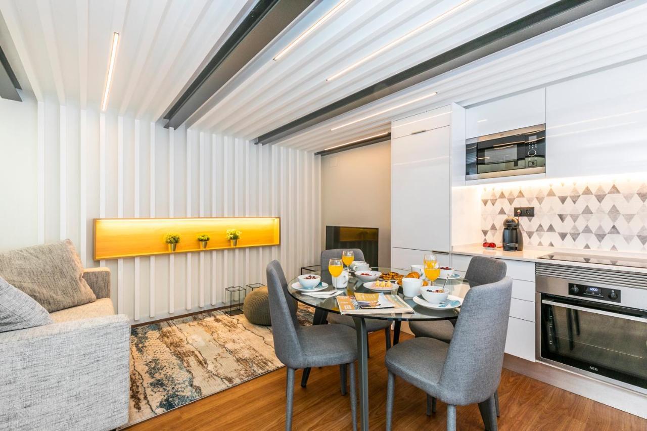 Cardal Luxury By Spoton Apartments Lisbon Bagian luar foto